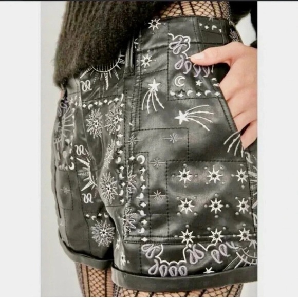 New Free People Raise The Stakes Celestial Black Embroidered Shorts - Picture 4 of 10